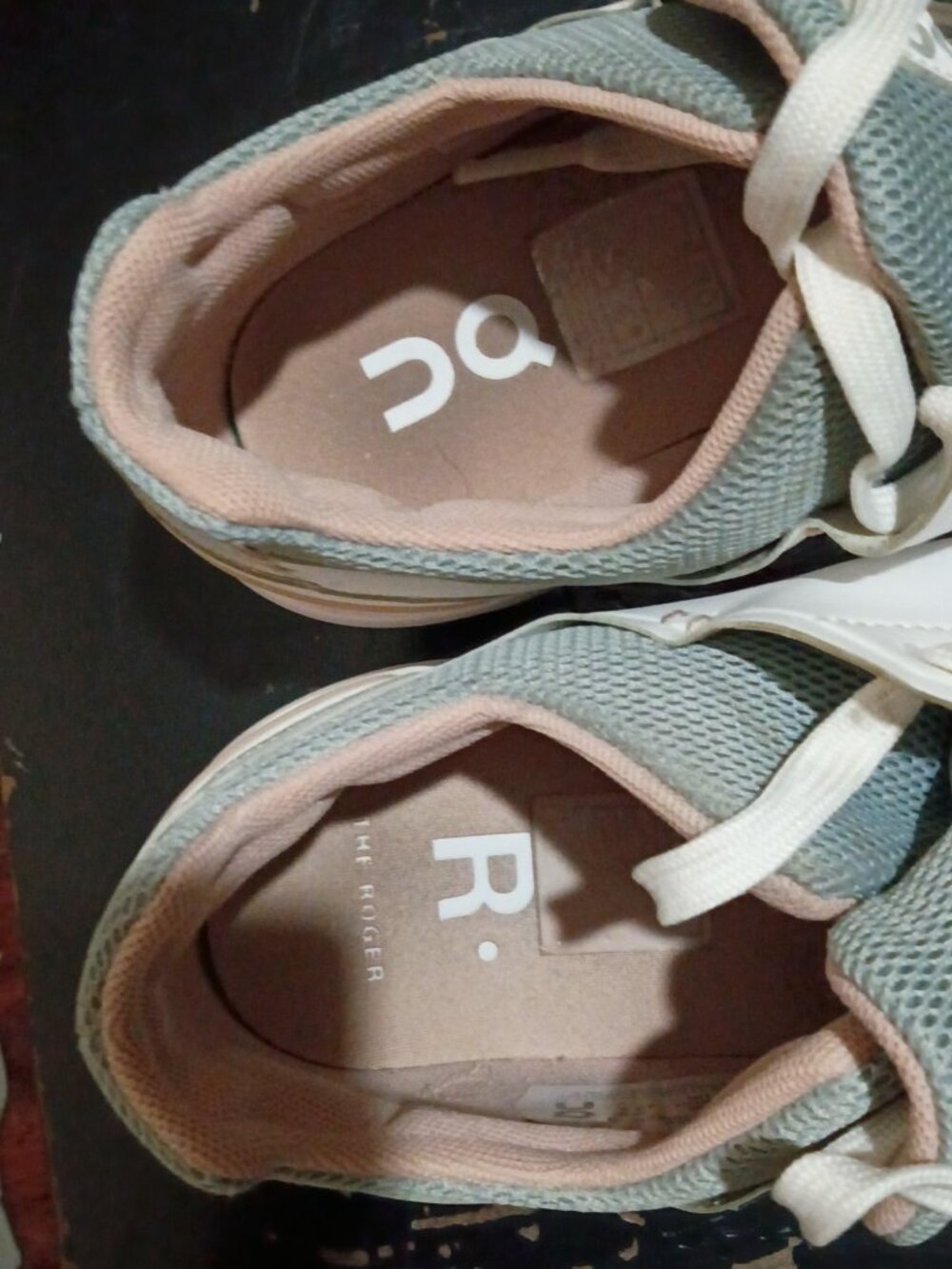 On Cloud THE ROGER Advantage White Rosehip Shoes Women's Size 9 - Picture 12 of 14